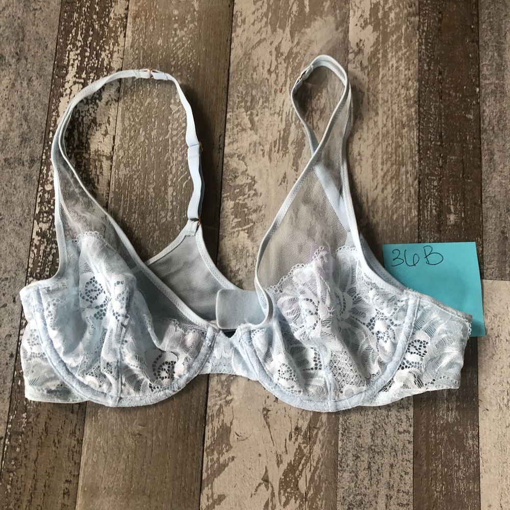 Baby blue Savage X Fenty bra